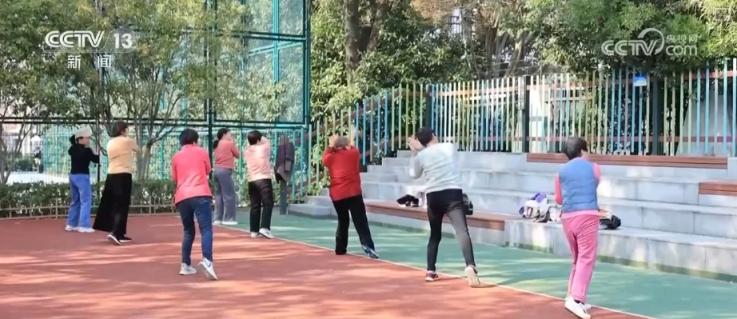 九游体育亚洲官网-纪录片制作班底进军体育圈，探寻足球真谛的简单介绍