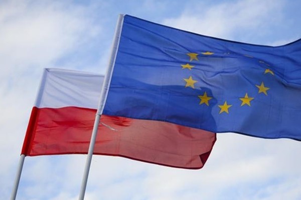 关于西班牙给立陶宛上了一课，大胜收官的信息