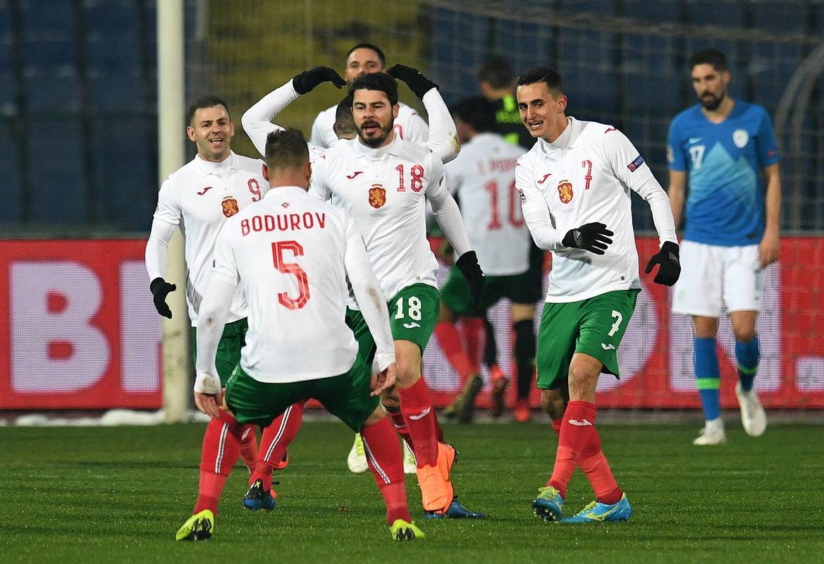 白俄罗斯队在与卢森堡的比赛中胜出 白俄罗斯队在与卢森堡的比赛中胜出