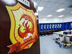 关于横扫对手!上海上港力压武汉卓尔登顶榜首的信息 关于横扫对手!上海上港力压武汉卓尔登顶榜首的信息