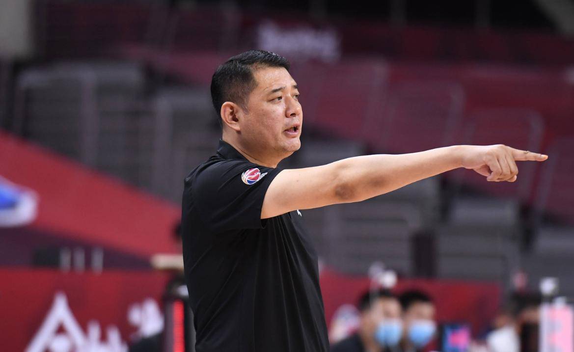 九游体育网页版入口-塔斯马尼亚联全力冲击冠军，关键球员备战状态受关注