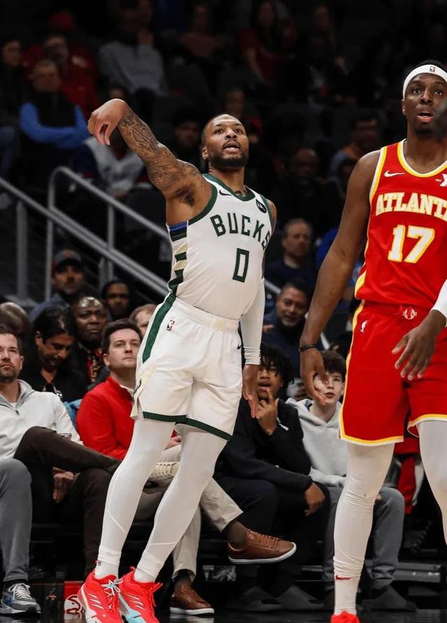 关于人新赛季表现出色,球队斩获三连胜的信息 关于人新赛季表现出色,球队斩获三连胜的信息