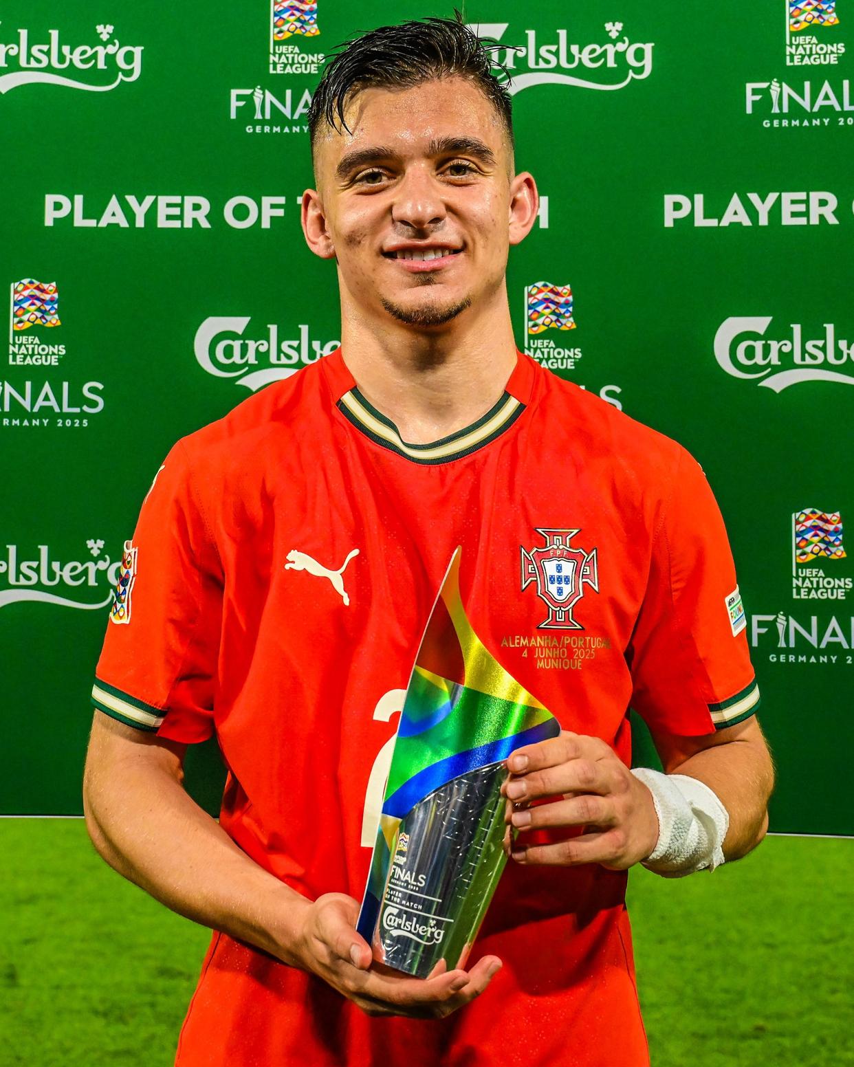 九游体育登录-尤文图斯替补登场俱佳，助球队轻取胜利！