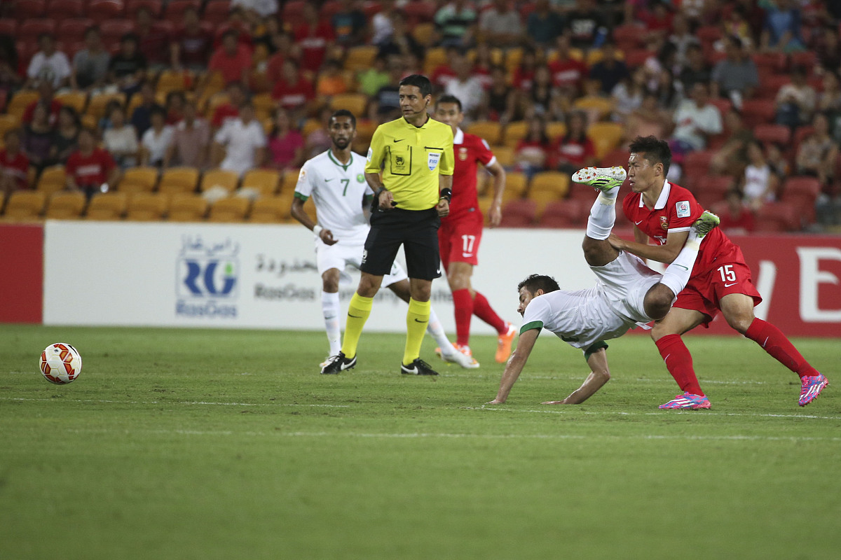 九游体育官方登录入口-斯图加特球队在比赛中遭遇困境，需调整战术的简单介绍