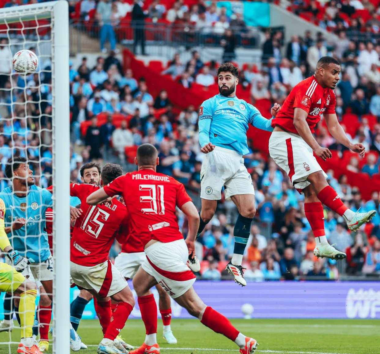 九游体育亚洲官网-关于利物浦-战胜半程领先，晋级决赛！的信息