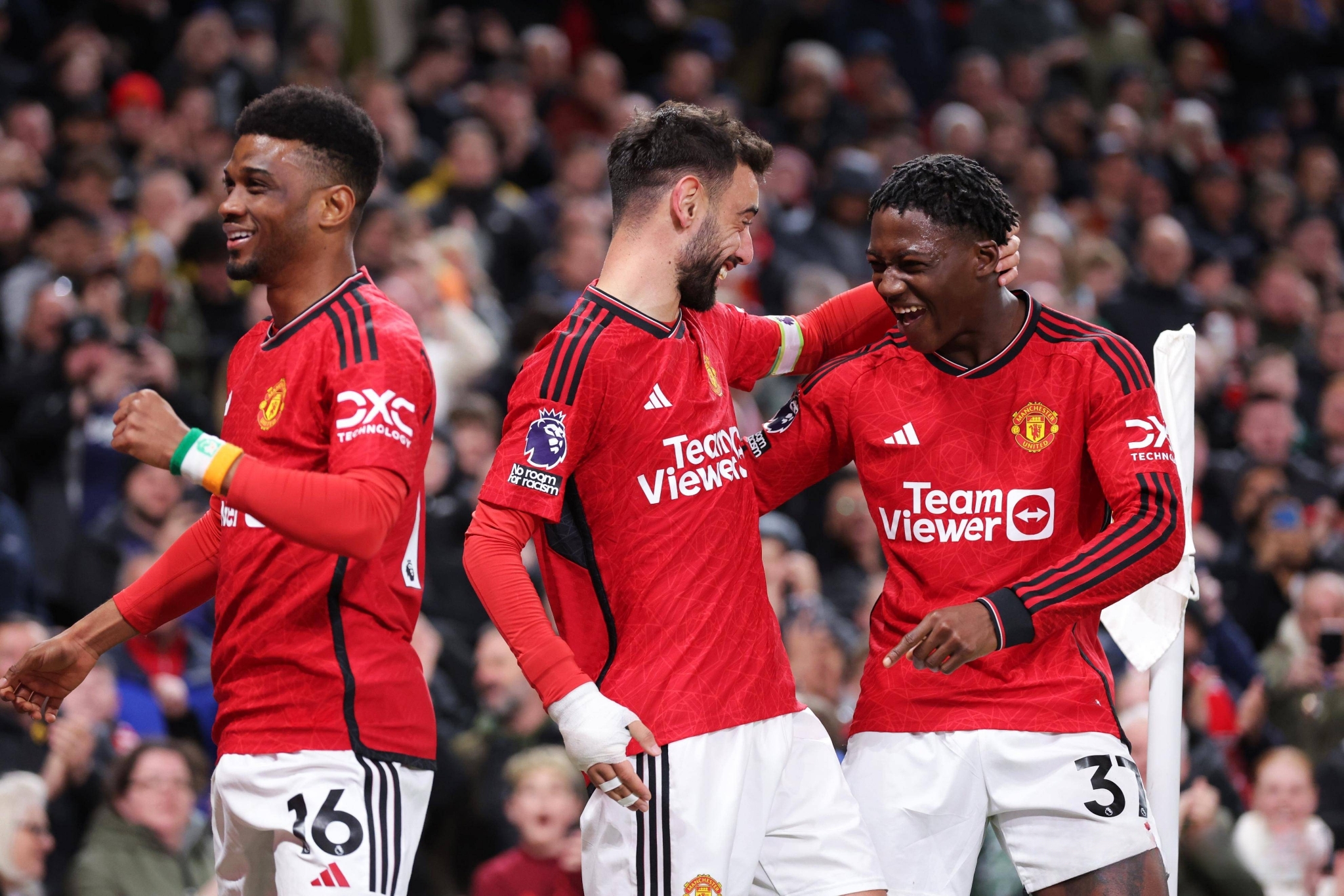 包含沃尔夫斯堡与法兰克福交手，争夺三分胜利的词条