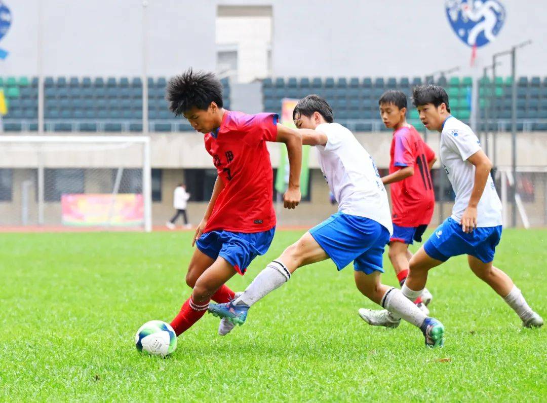 九游体育登录-火爆足球联赛赛场，球员技术精湛的简单介绍