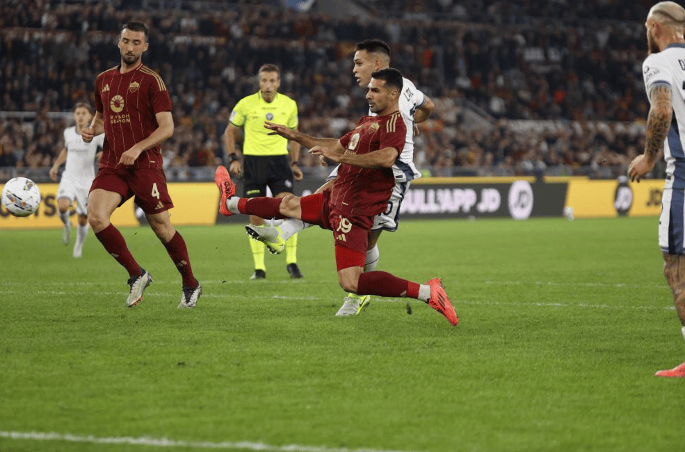 九游体育中国官网-包含罗马客场失利，球队走下坡路的词条