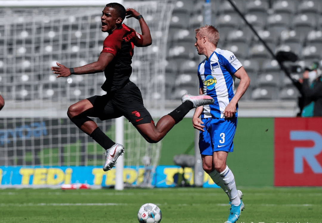 柏林赫塔主场击败法兰克福继续前进 柏林赫塔主场击败法兰克福继续前进