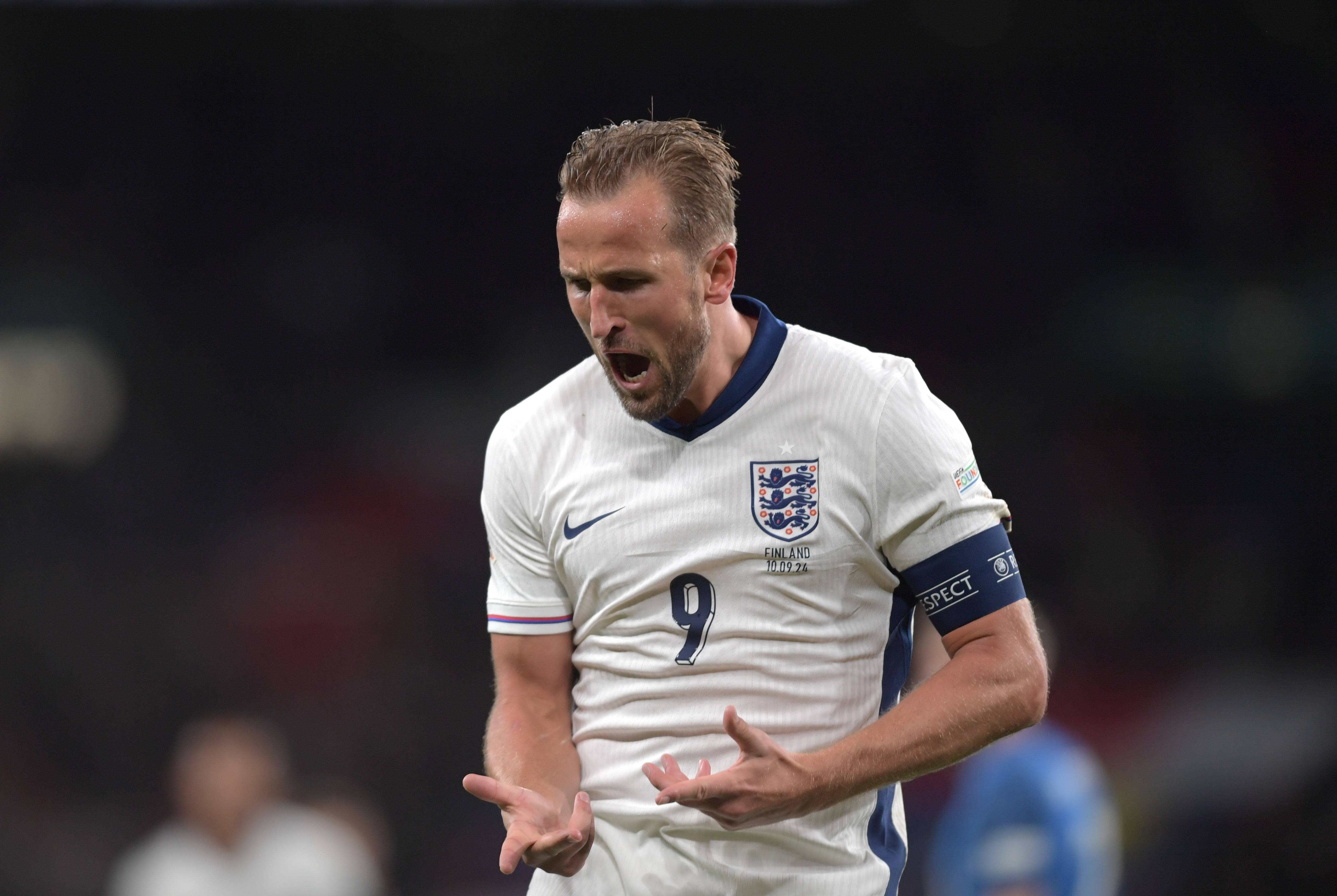 芬兰国家队惊险平局,成功挺进淘汰赛 芬兰国家队惊险平局,成功挺进淘汰赛